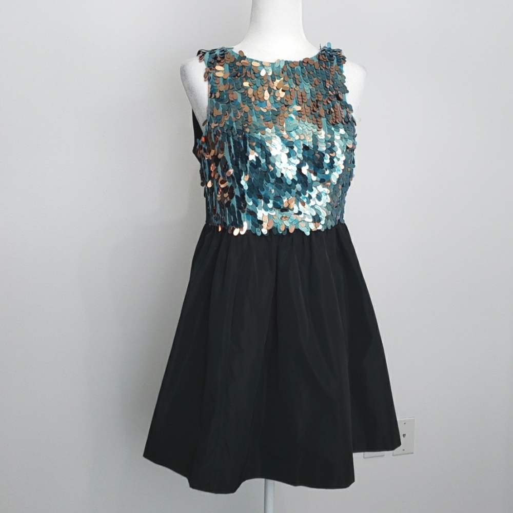 PLENTY SLEEVELESS SEQUENCE COCKTAIL DRESS by TRACY REESE, WOMEN'S SIZE: 2, $50